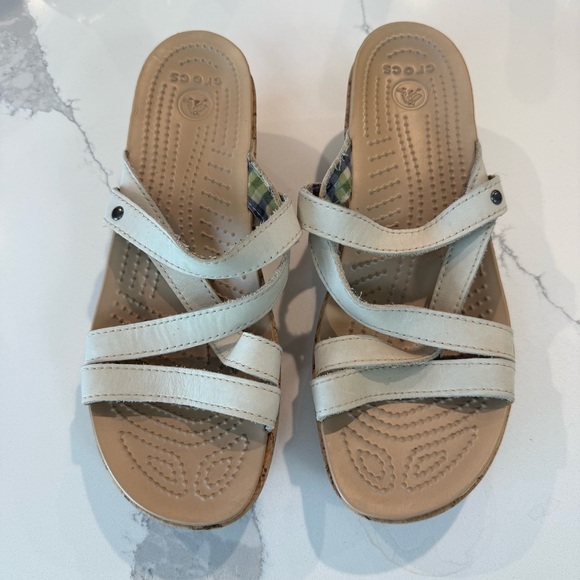 Crocs A-Leigh Leather Multi Strap Mini Wedge Comfort Sandals Women’s 8 Beige EUC - Picture 1 of 11